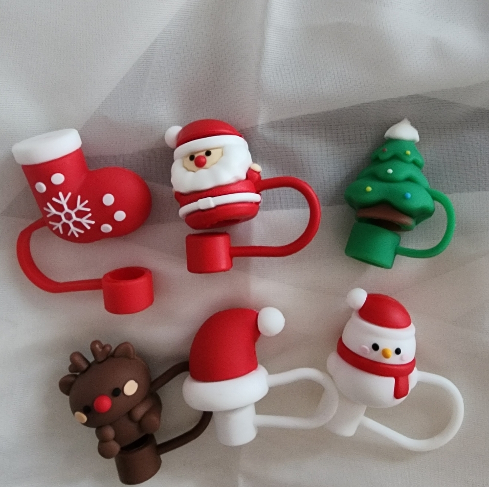6 NEW Holiday Straw Top Tumbler Stoppers Toppers Lids Christmas Styles cute